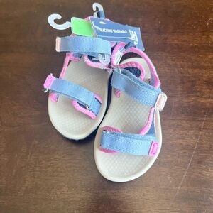 Kids sandals